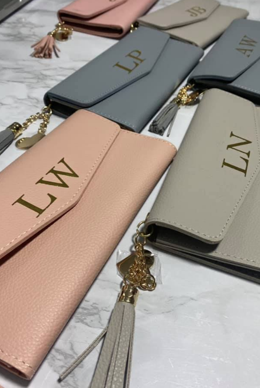 Personalised leather purse | YourSurprise